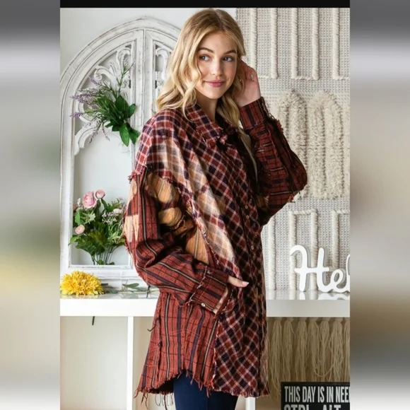 NWT Blue Velvet Plaid Button Down Shirt Size Medium - Cool Detailing! - Picture 3 of 16